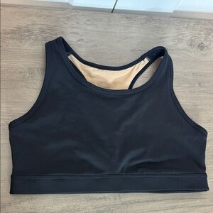 💚 Gap Fit | Black Sports Bra - racer back - laser cut design - Medium